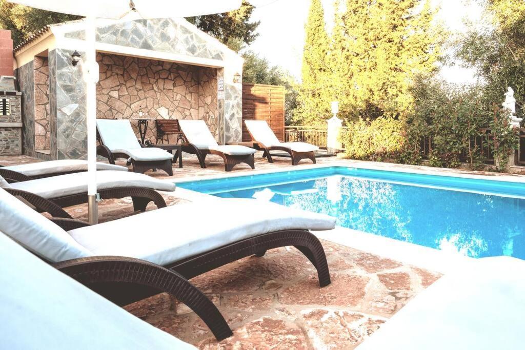 Poli House Family Villa W/ Pool Corfu  外观 照片