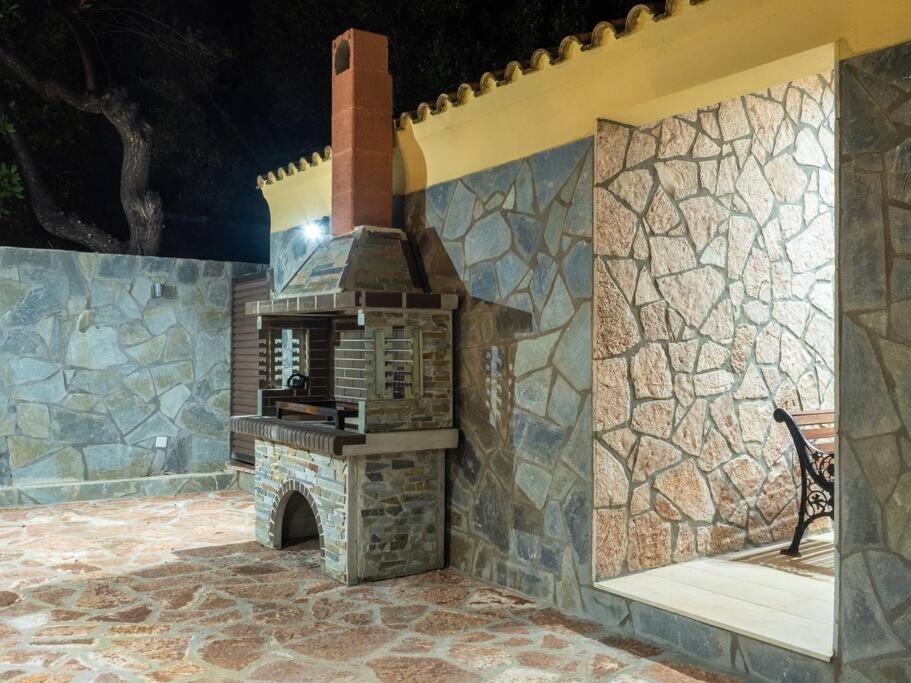 Poli House Family Villa W/ Pool Corfu  外观 照片